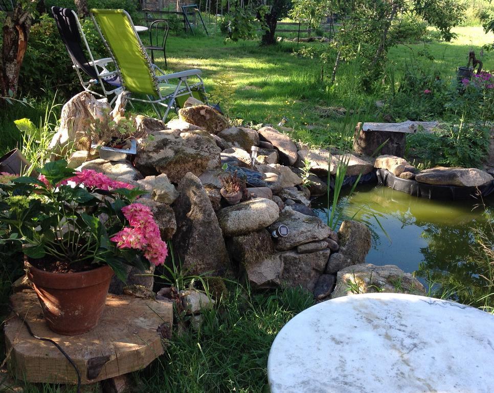 Le Pigeonnier De Quarre Bed & Breakfast Exterior photo